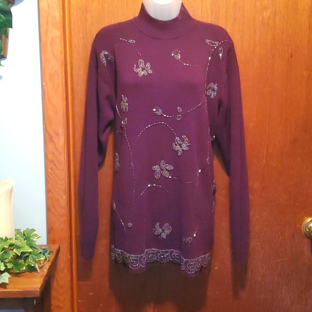 Capacity tunic sweater